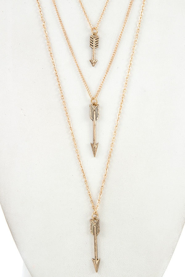 Multi chain arrow pendant necklace set
