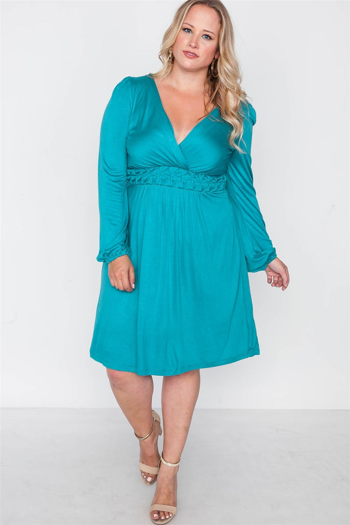 Plus Size Shoreline Turquoise Ling Sleeve Dress